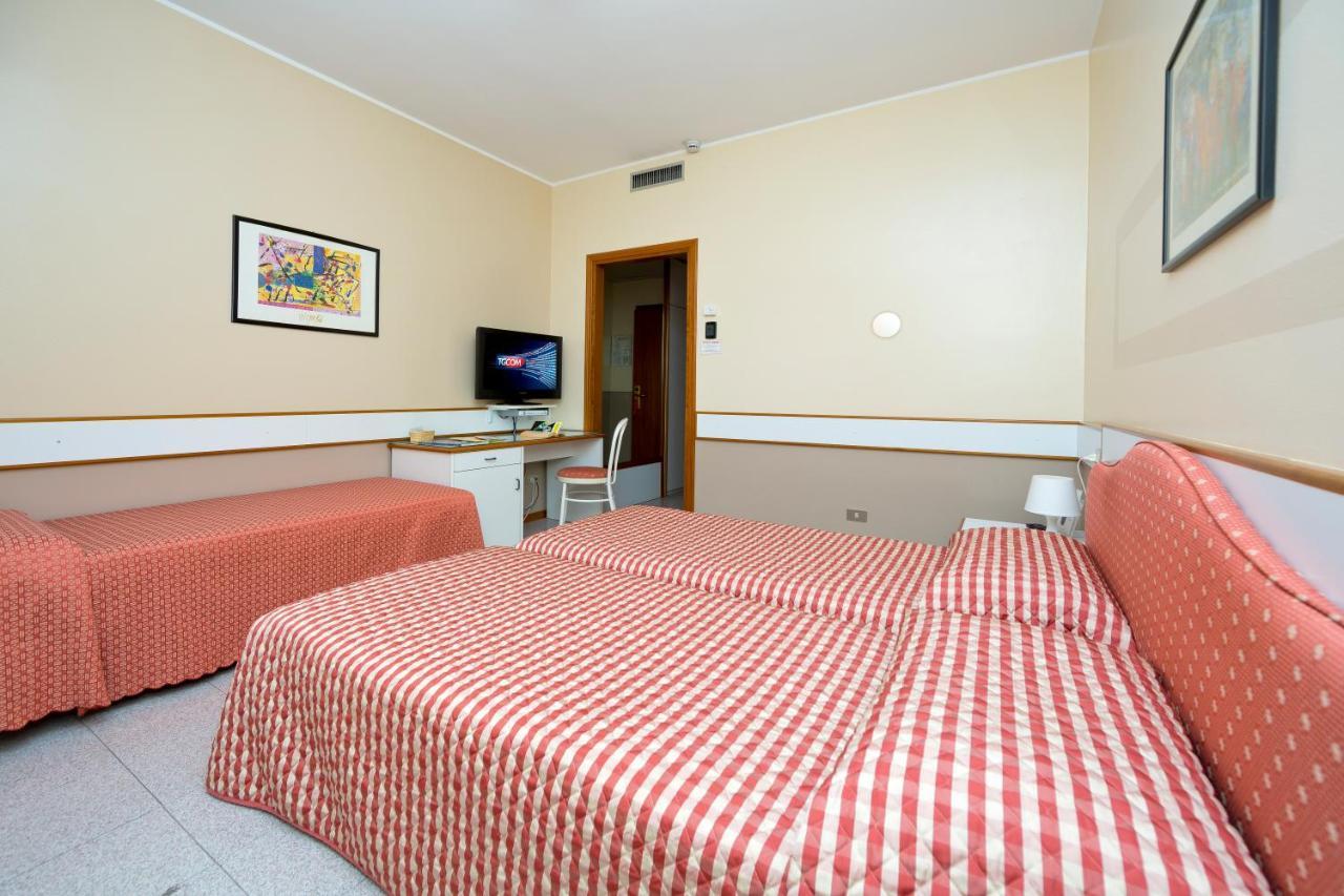 Hotel Faro Montichiari Exteriér fotografie