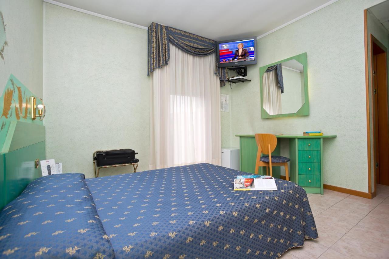 Hotel Faro Montichiari Exteriér fotografie