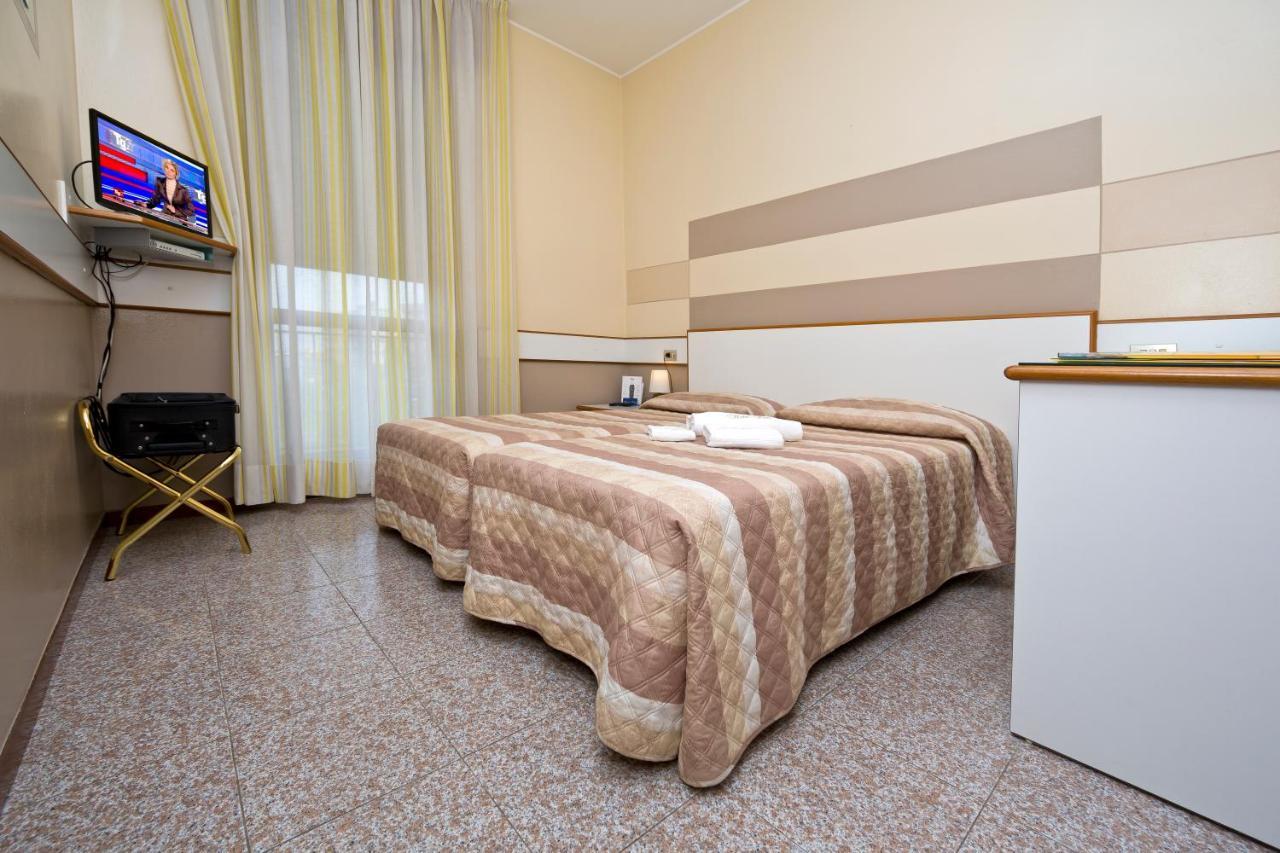 Hotel Faro Montichiari Exteriér fotografie